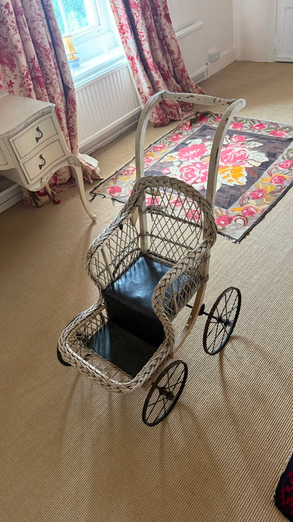 VINTAGE PUSH CHAIR