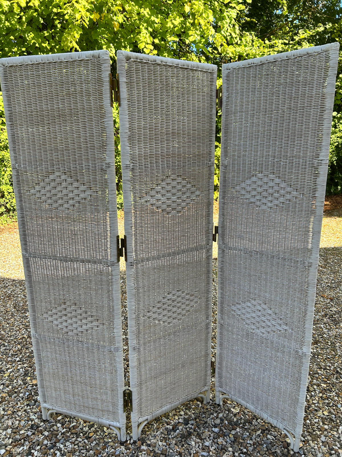 SCREEN