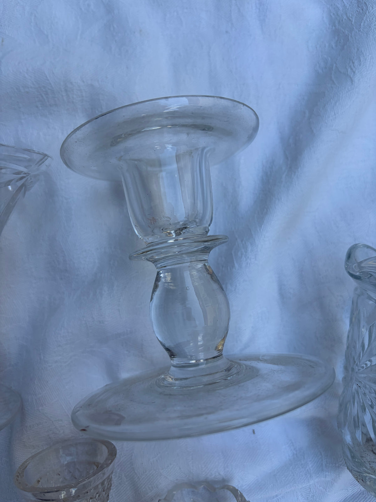 5 VINTAGE GLASS PIECES