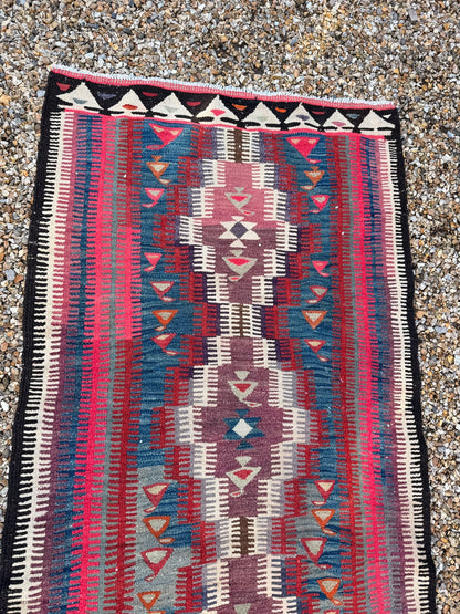 KILIM RUG