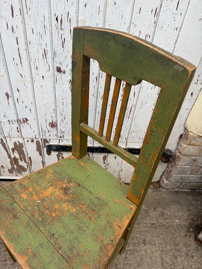 WOODEN CHAIR