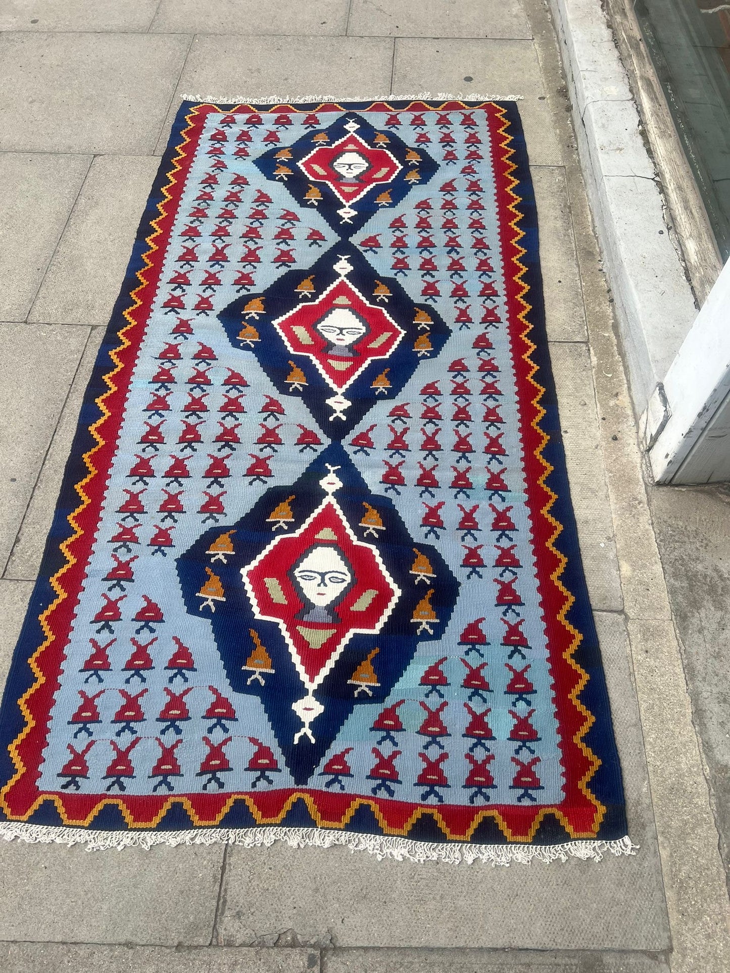 KILIM RUG