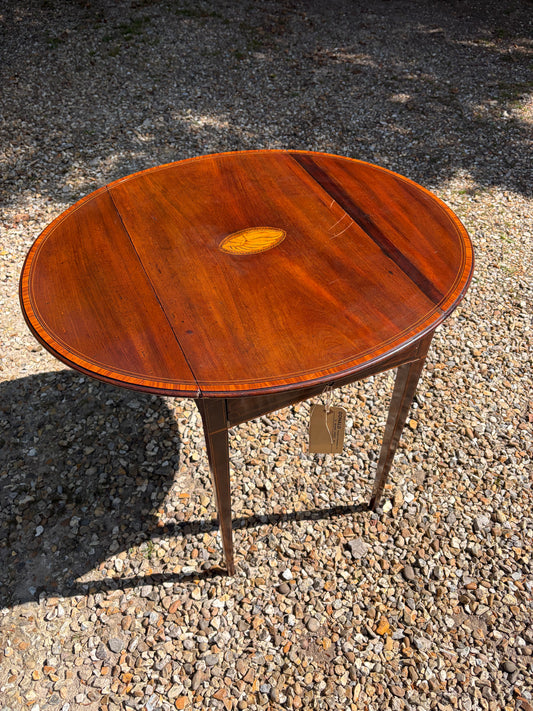 ANTIQUE TABLE