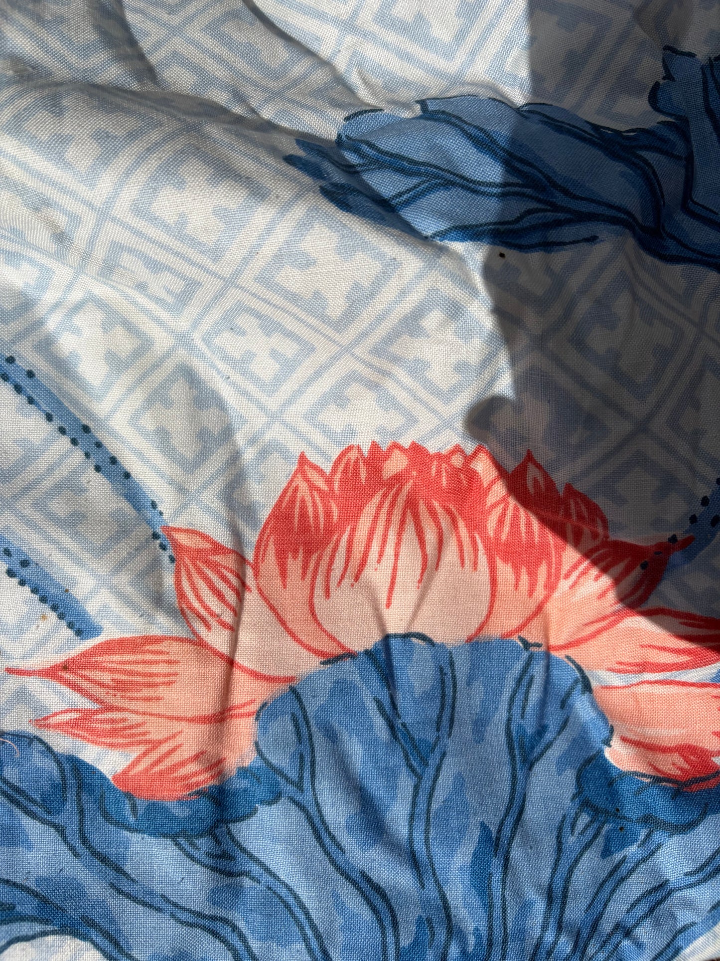 PAIR OF CURTAINS