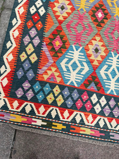 KILIM RUG