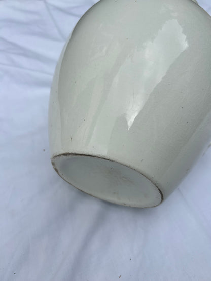 WHITE JUG