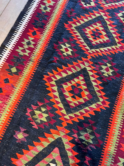 NAVY KILIM