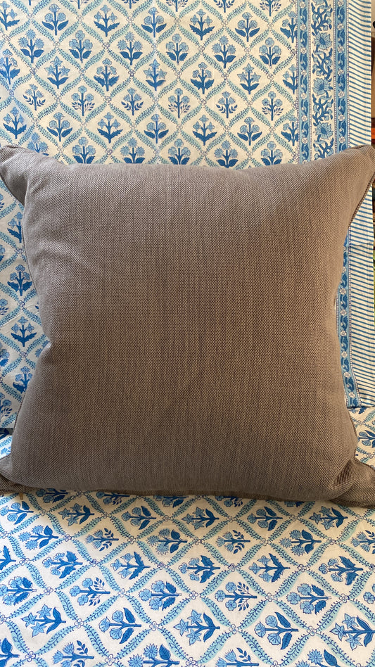 THREE CUSHIONS