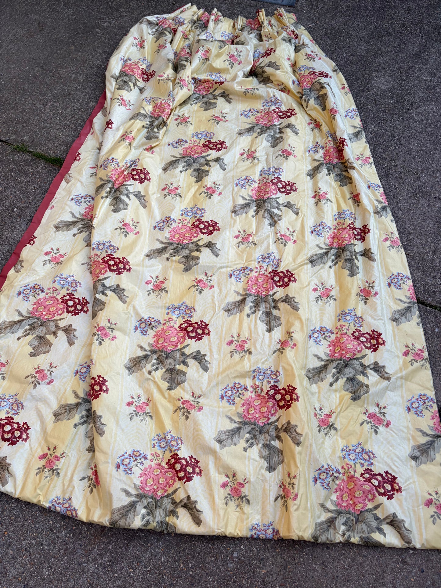 CHINTZ CURTAINS