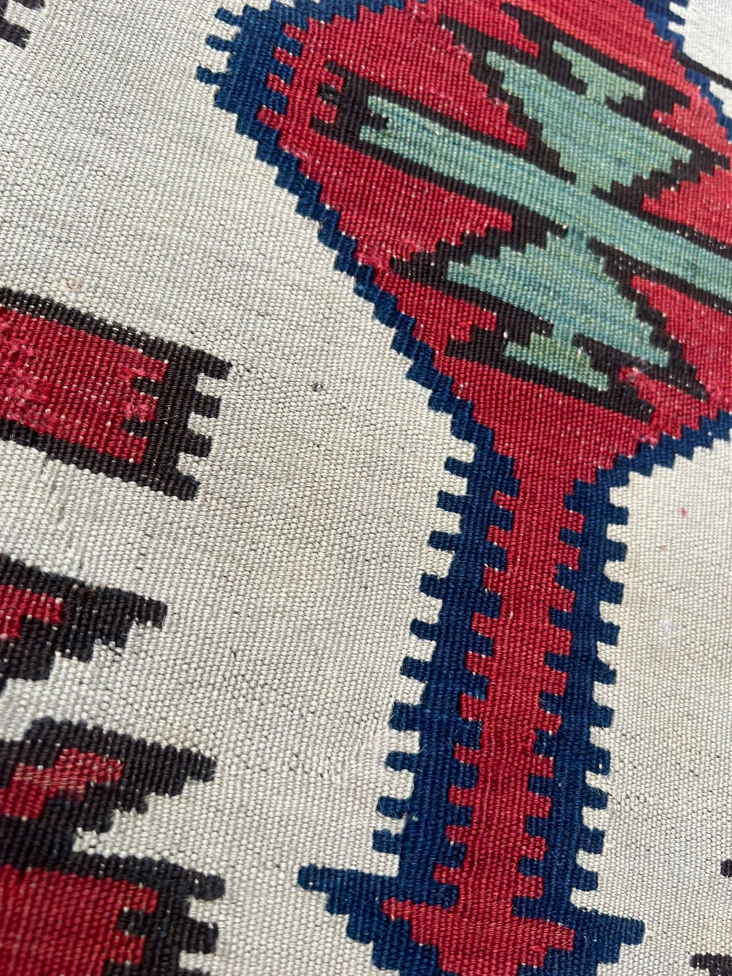 ANTIQUE KILIM