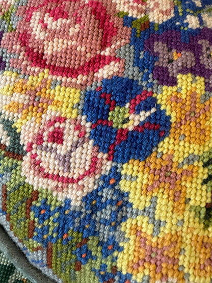 CUSHION