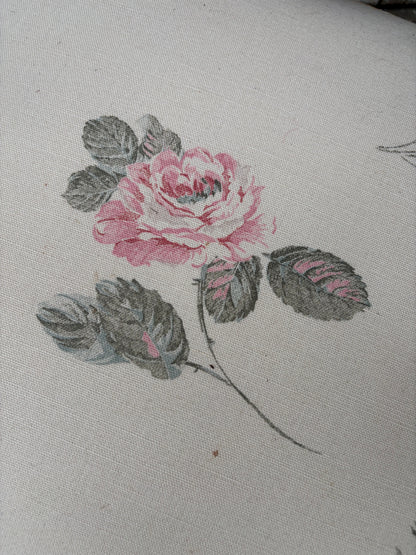 BEDROOM CHAIR