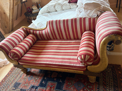CHAISE