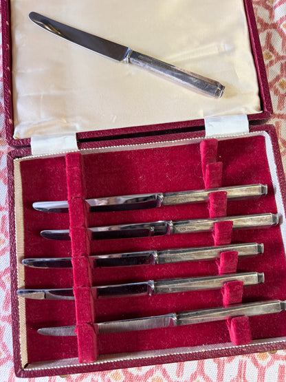 SILVER KNIVES