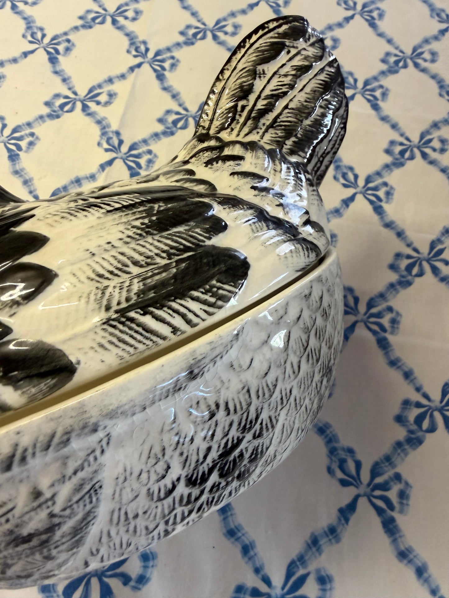 EGG HOLDER