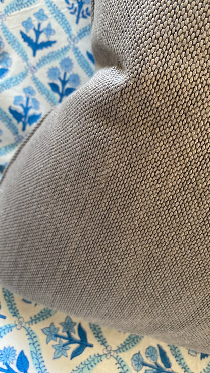 THREE CUSHIONS