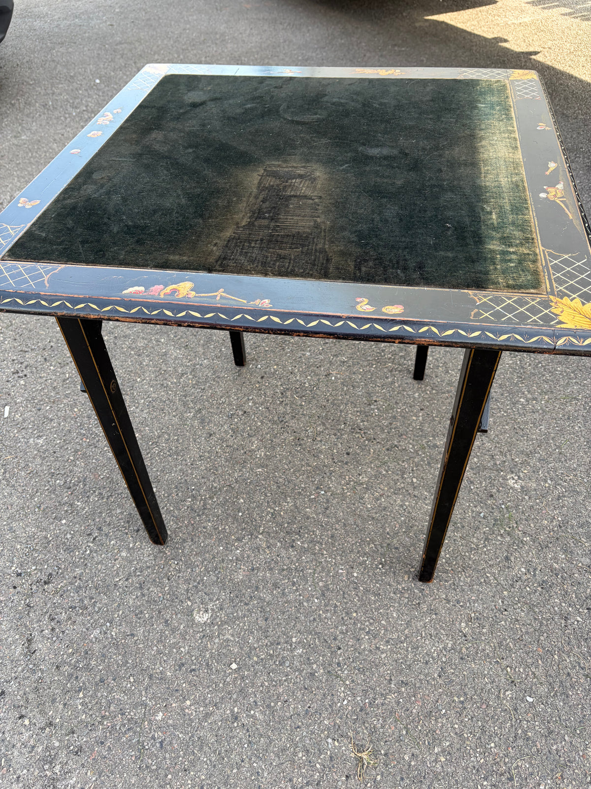 GAMES TABLE
