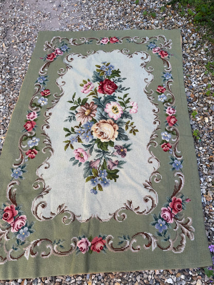 TAPESTRY RUG