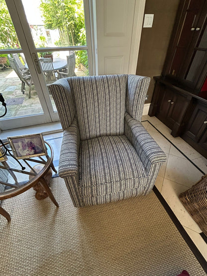 CHAIRS