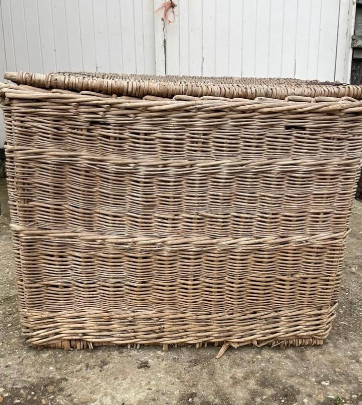 VAST LOG BASKET