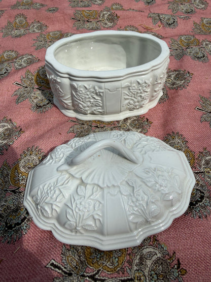 LIDDED BOX