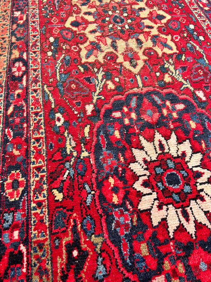 CARPET RUNNER