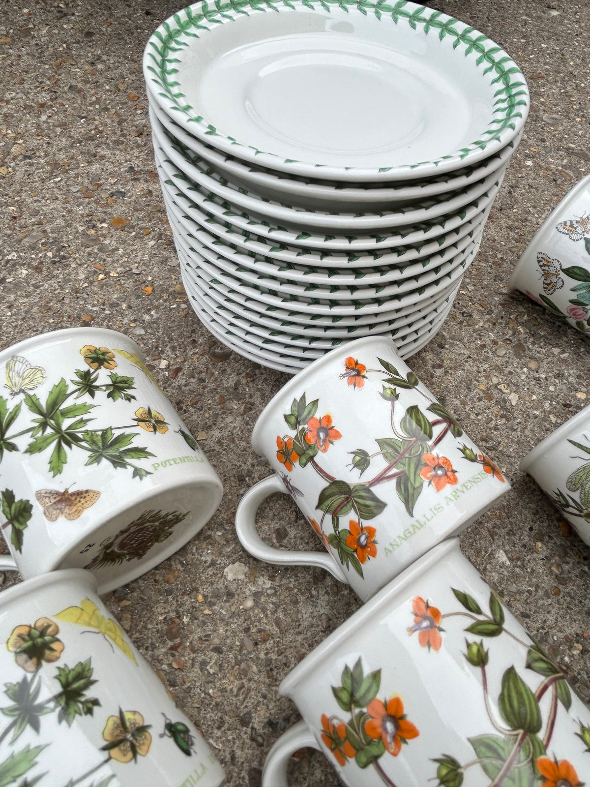 ESPRESSO CUPS AND SAUCERS