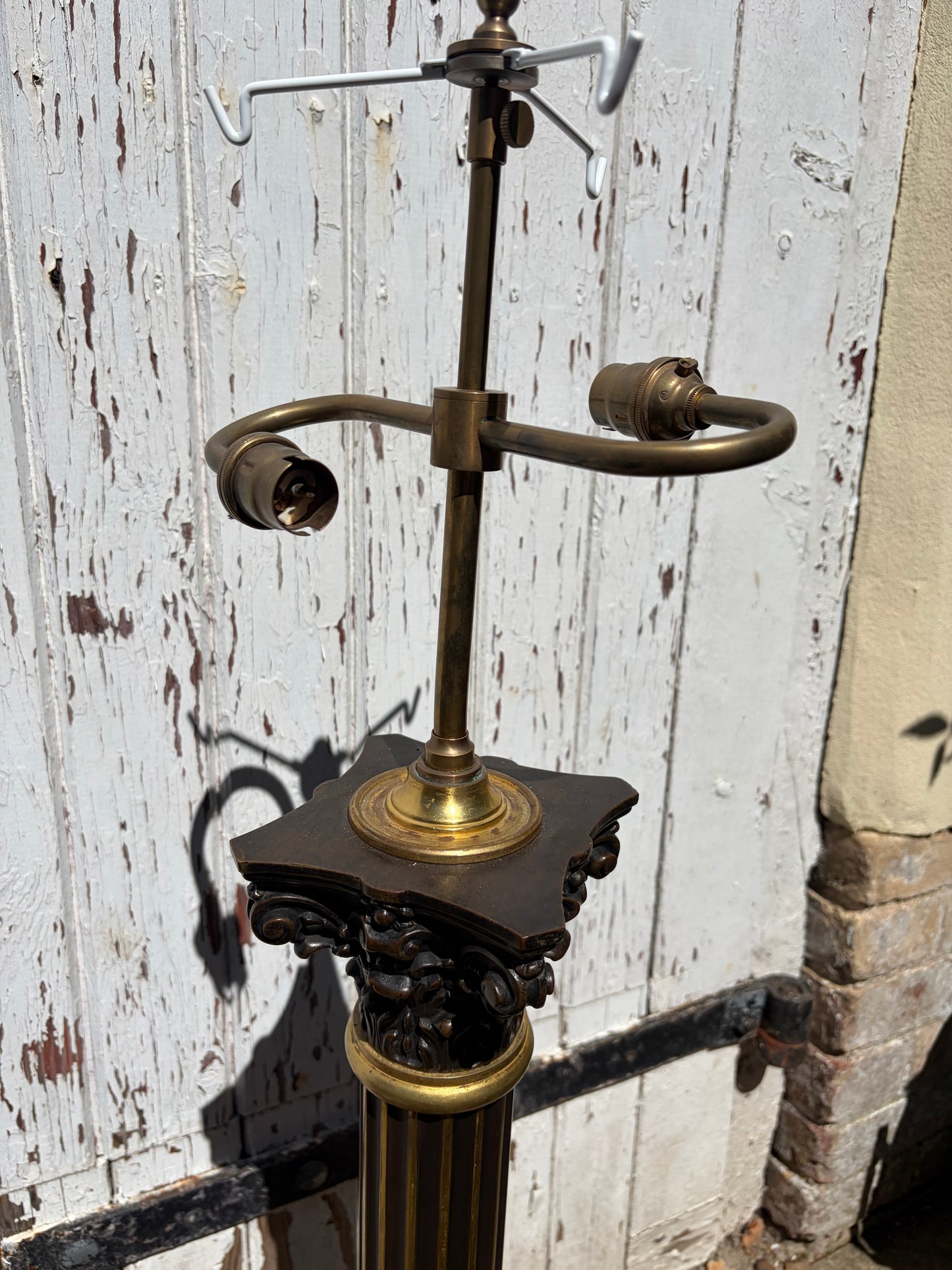COLEFAX LAMP