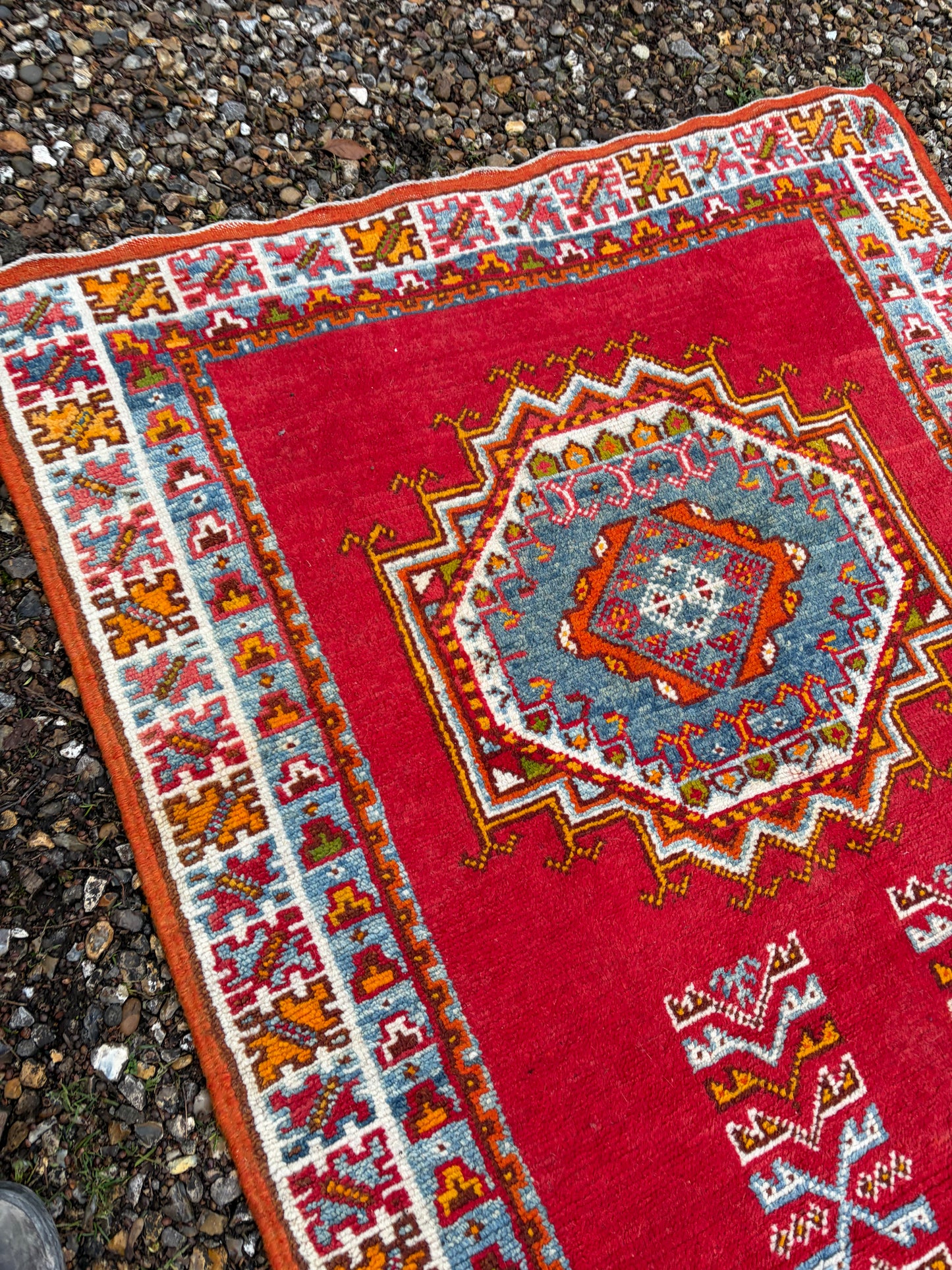CARPET/ RUG
