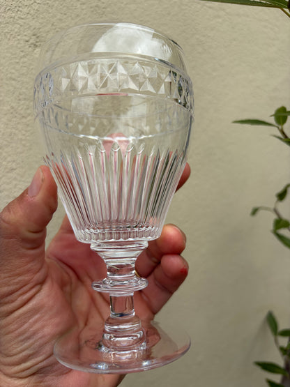 5 WINE GLASSES
