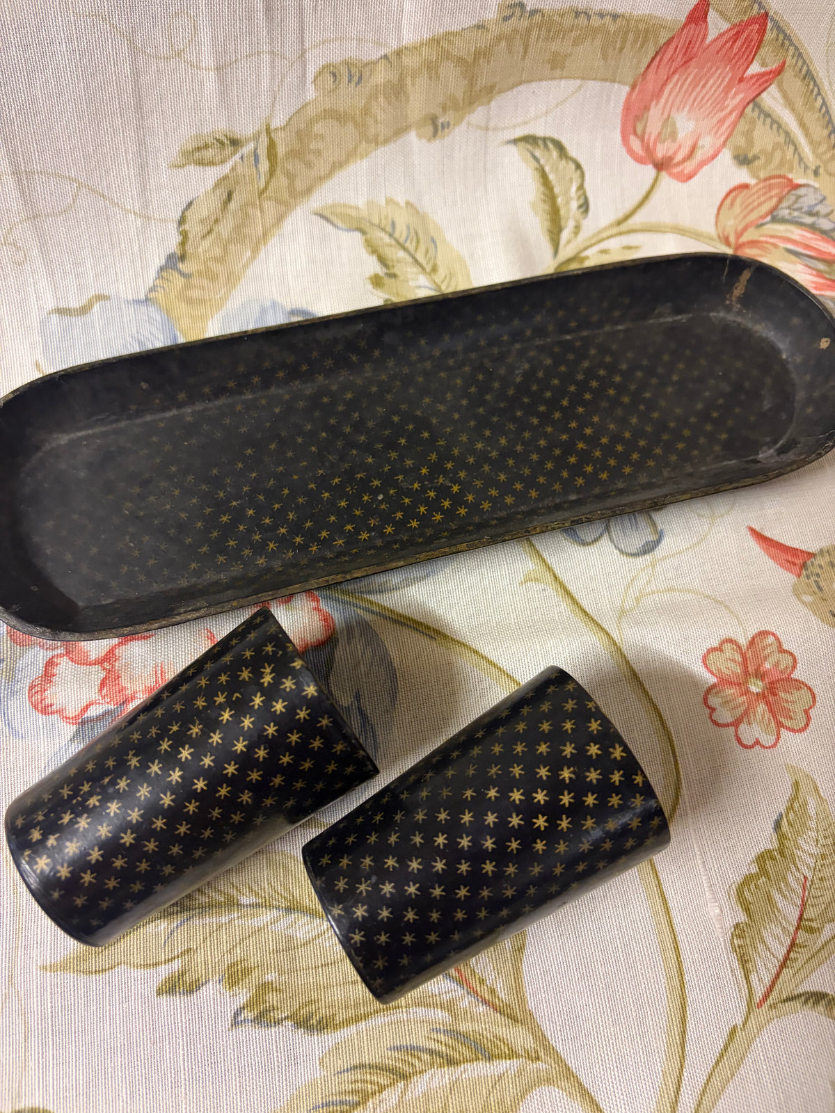 PAPIER MACHE TRAY