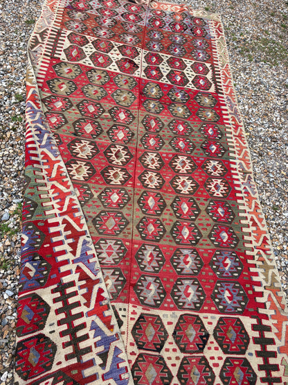 ANTIQUE KILIM