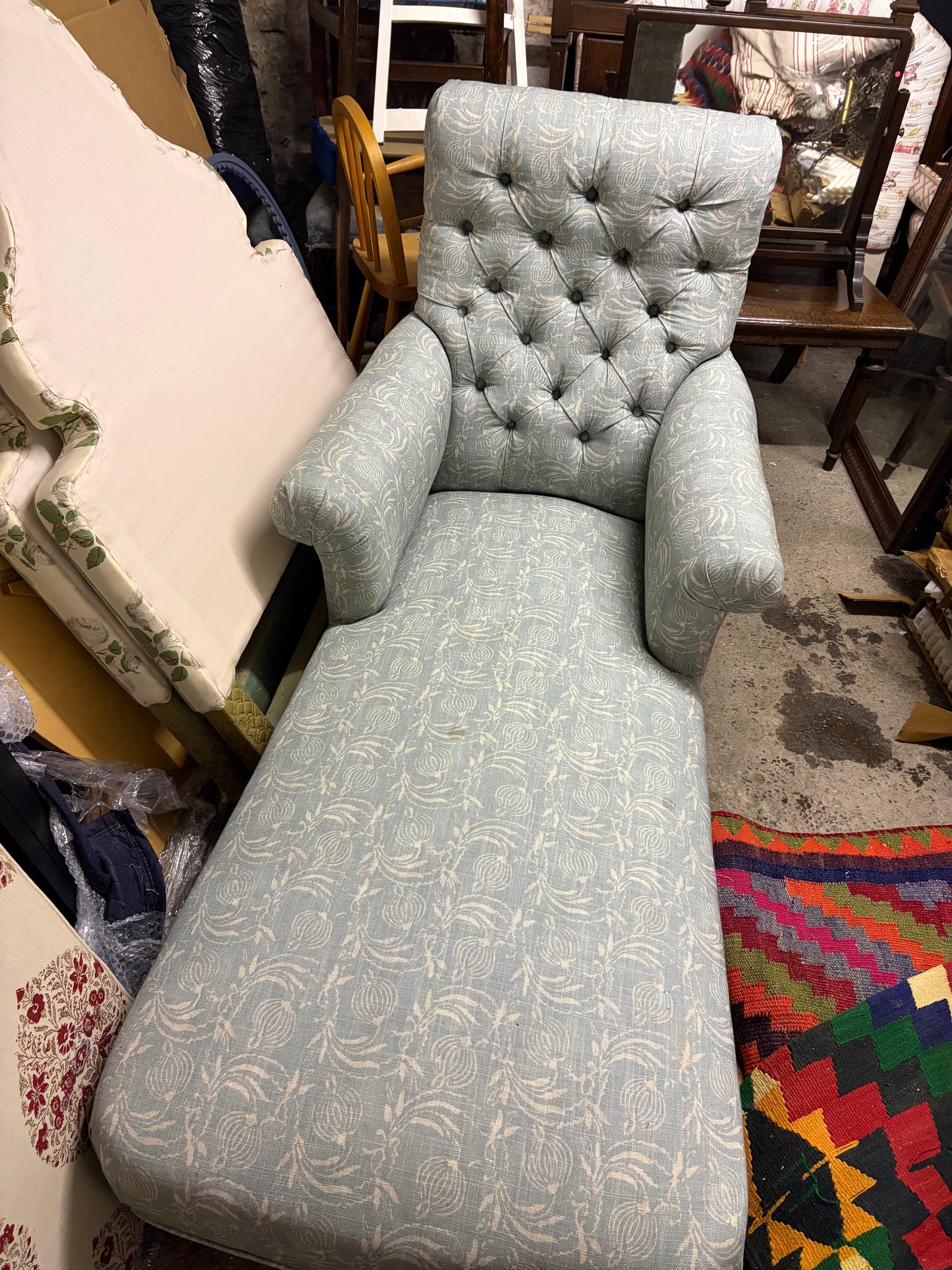 CHAISE LONG