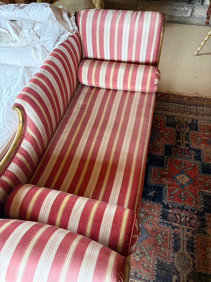 CHAISE