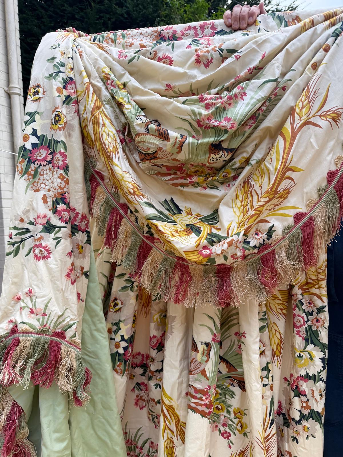 VINTAGE CURTAINS