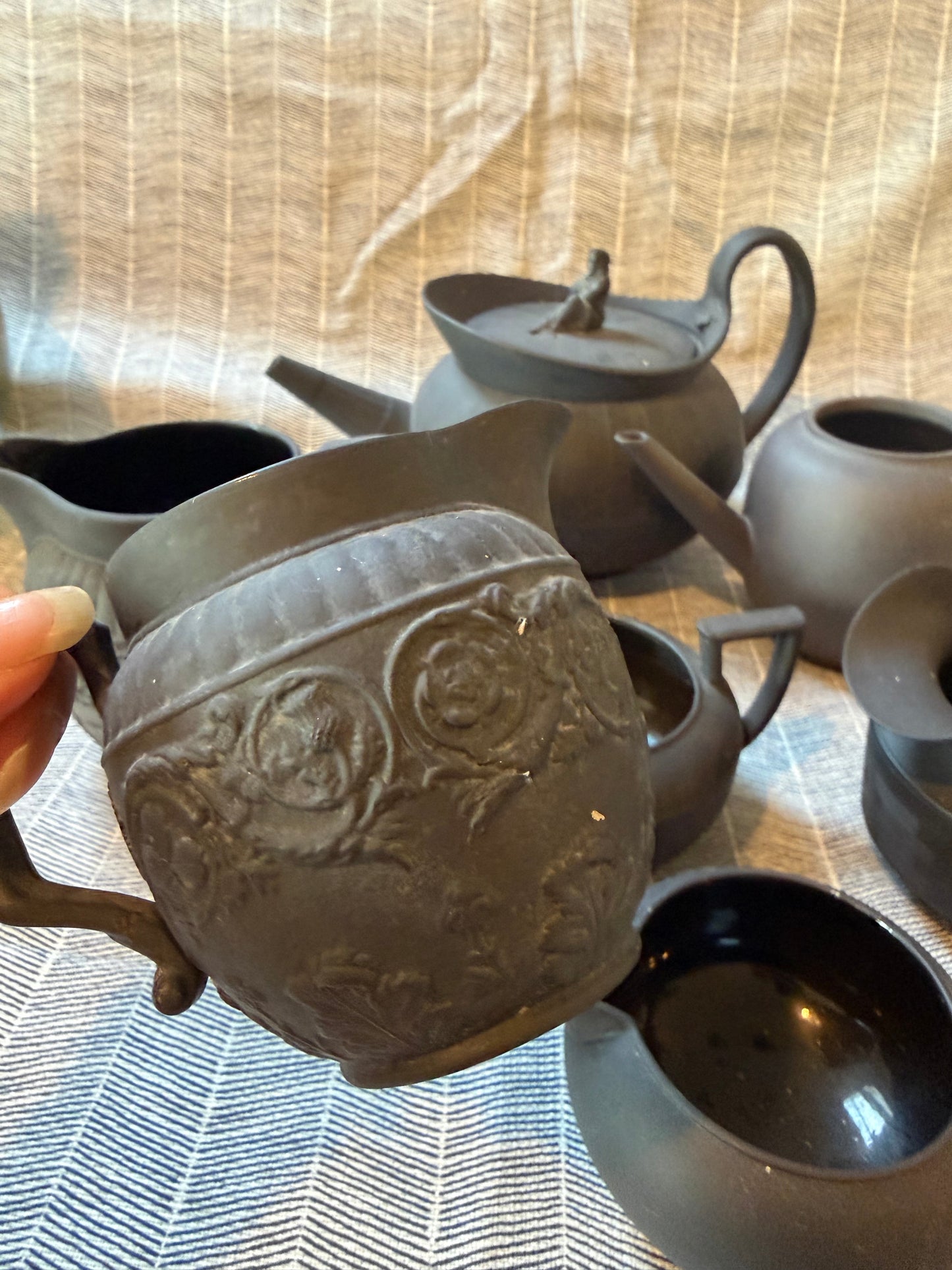 WEDGWOOD BASALT POTTERY