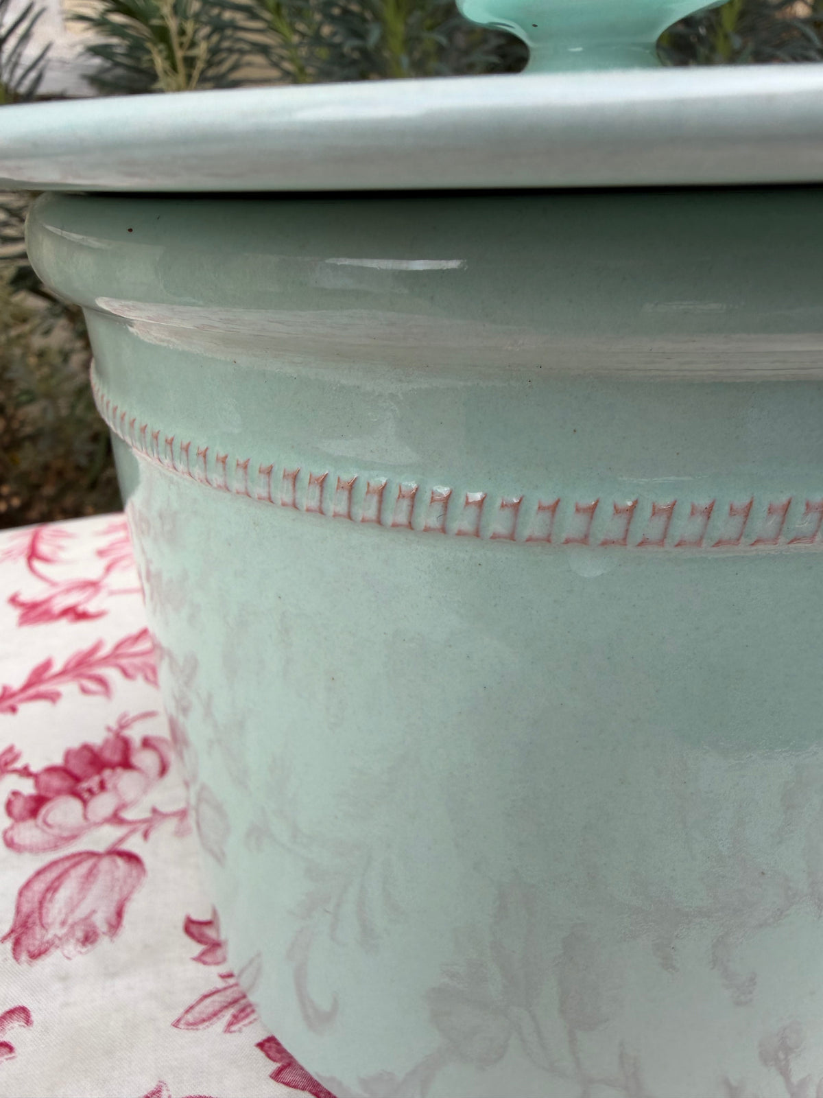LIDDED JAR