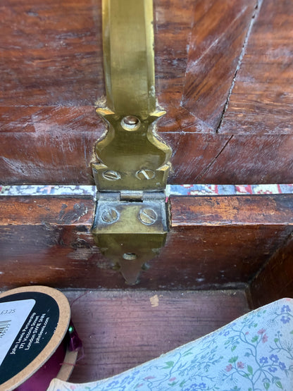 ANTIQUE WALNUT BOX