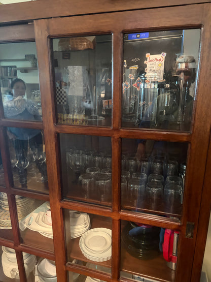 GLAZED CABINET