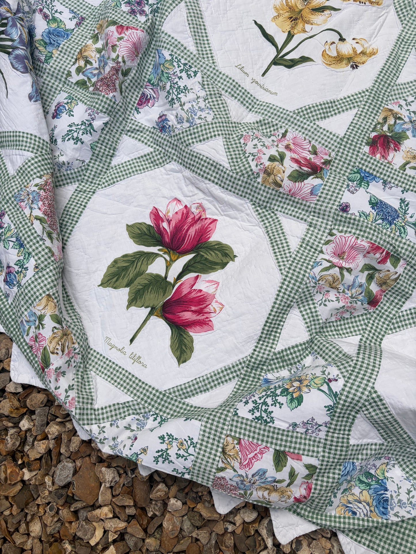 FLOWERS QUILT