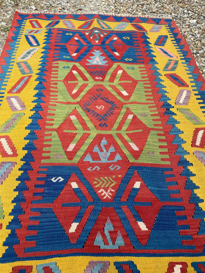 KILIM YELLOW BOARDER