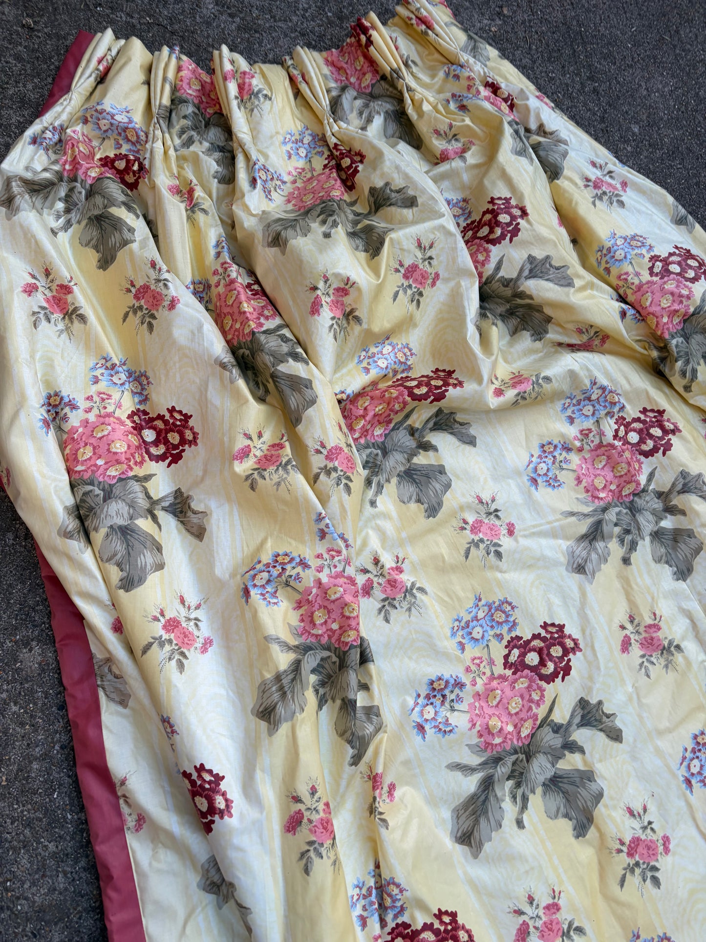CHINTZ CURTAINS