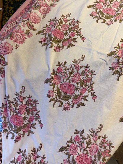 TABLECLOTH