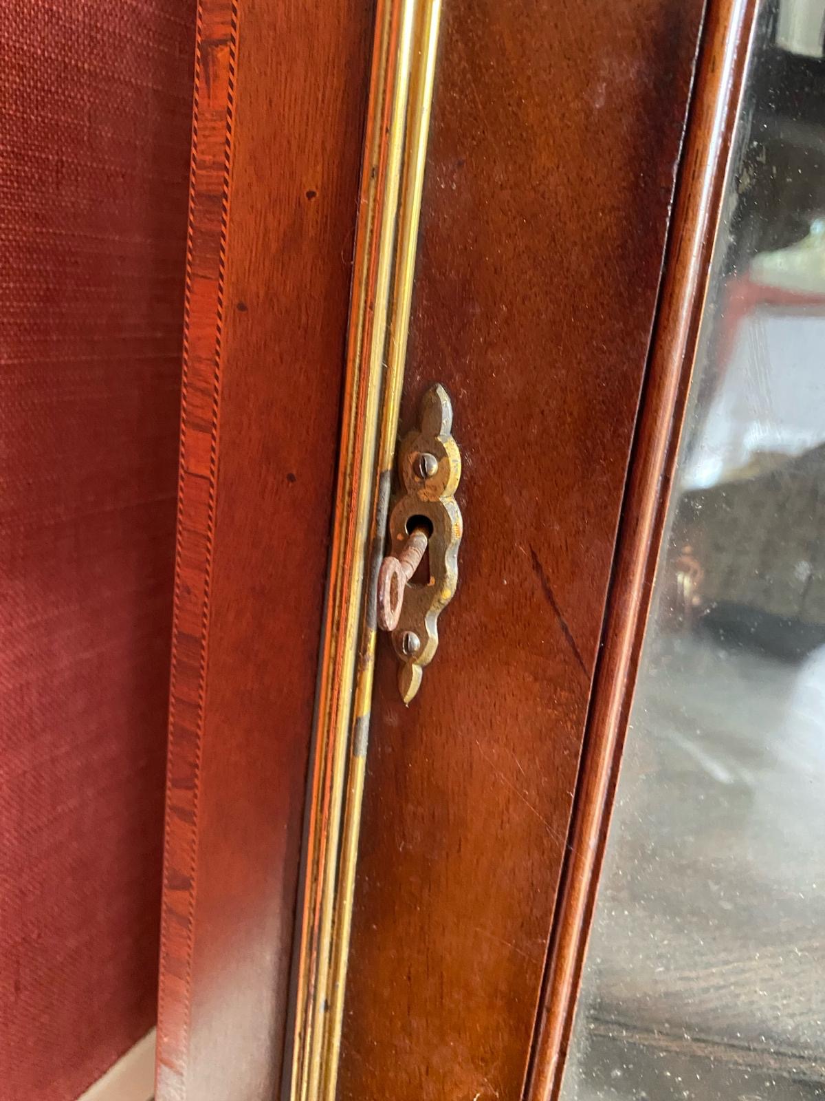 CORNER CABINET
