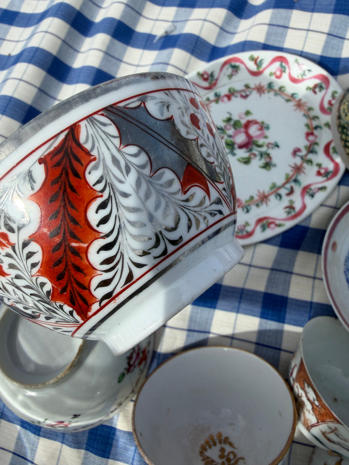 PLATES & BOWLS