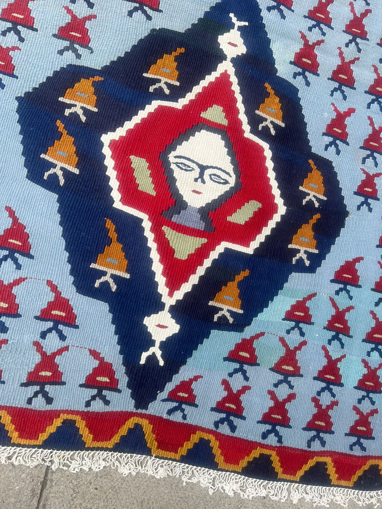 KILIM RUG