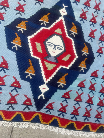KILIM RUG