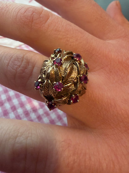 GOLD AND RUBY RING