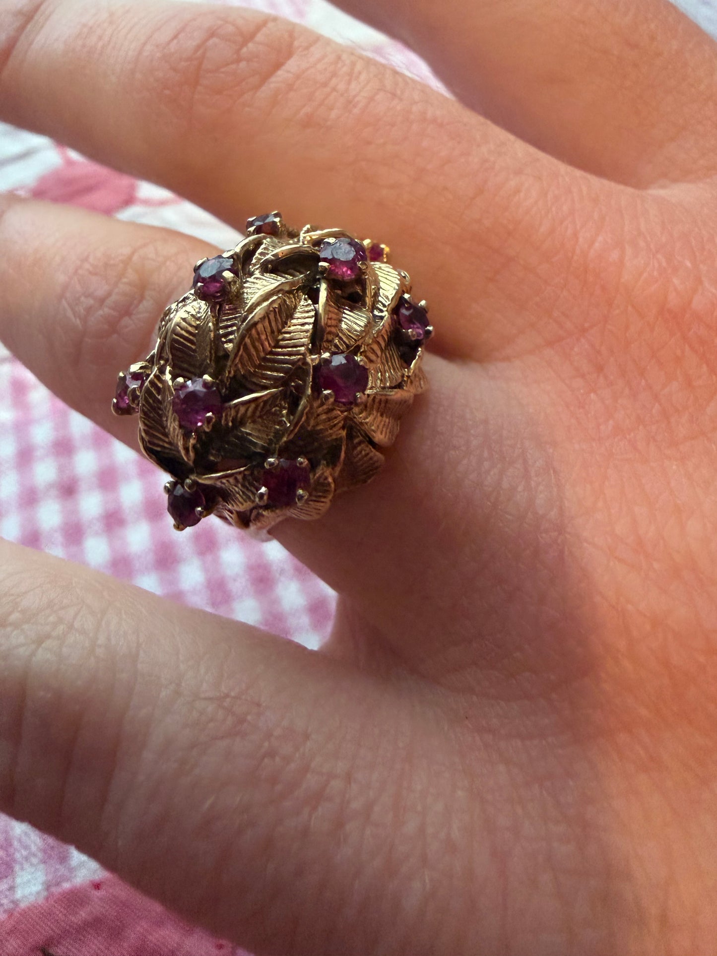 GOLD AND RUBY RING