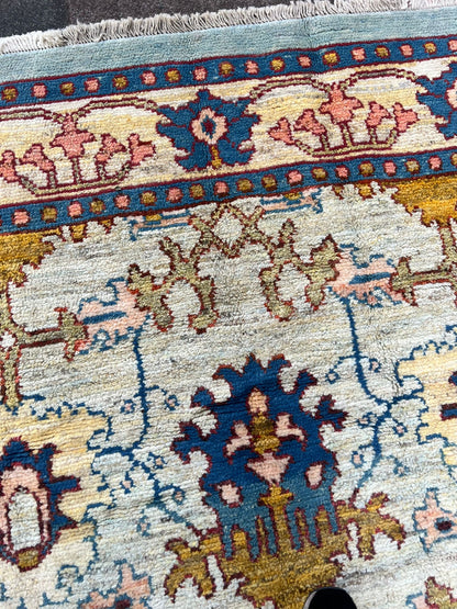 KNOTTED WOOL RUG